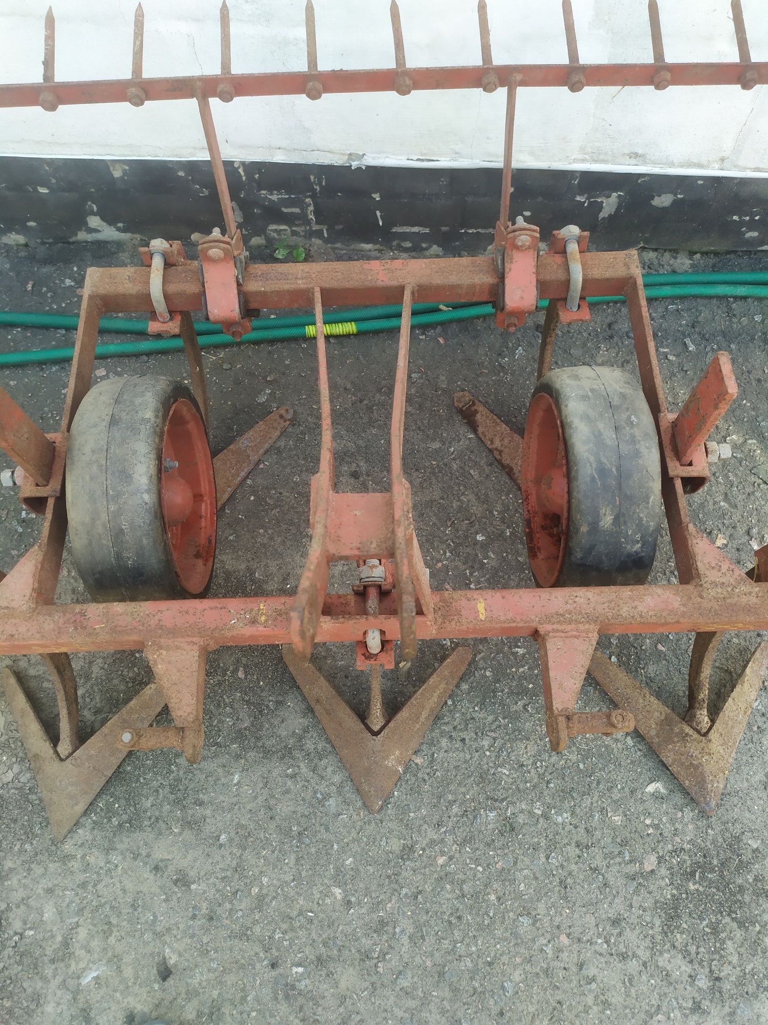 Продам культеватор