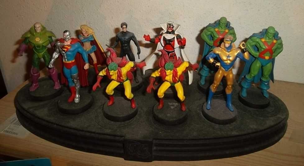 Figuras Eaglemoss DC Comics, ver 3 fotos