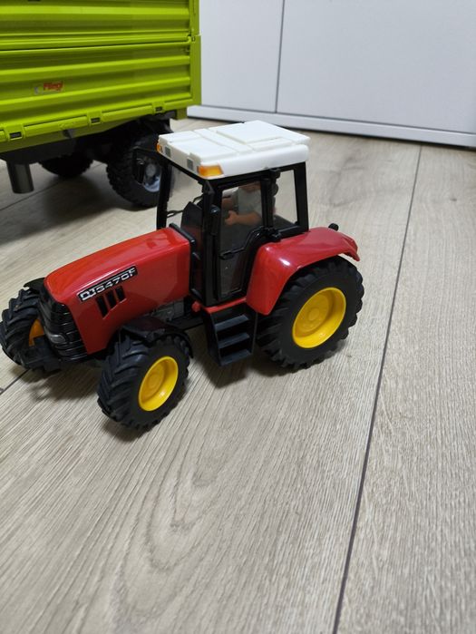 Traktor ciągnik z przyczepą bruder plus gratis