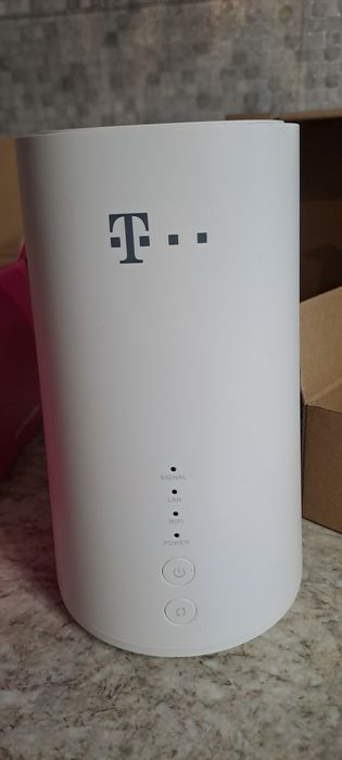 ROUTER HUAWEI B528s-23a LTE CAT6 2.4/5GHz SIM 300Mbps