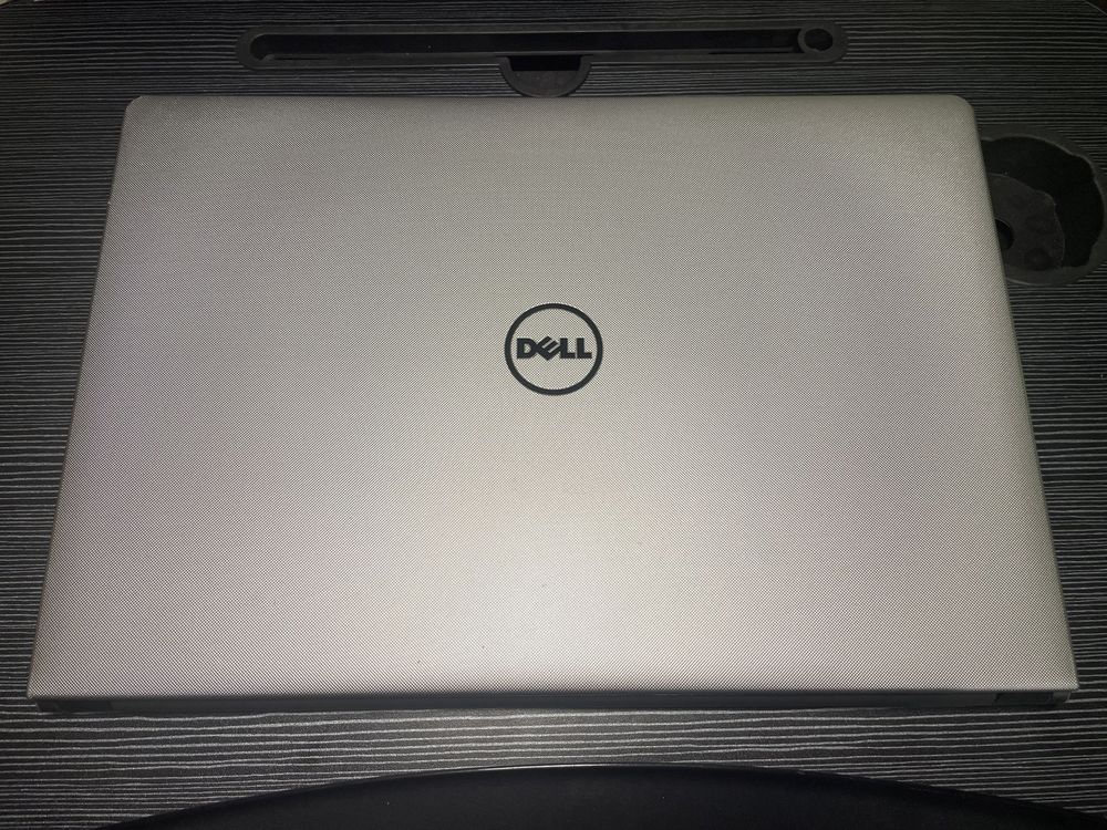 Laptop DELL Inspiron w bardzo dobrym stanie, do nauki