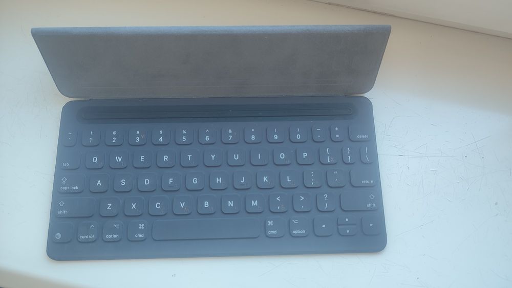 Оригінал! Apple iPad Smart Keyboard A1829