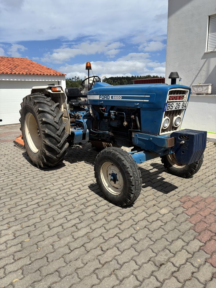 FORD 6600 em muito bom estado