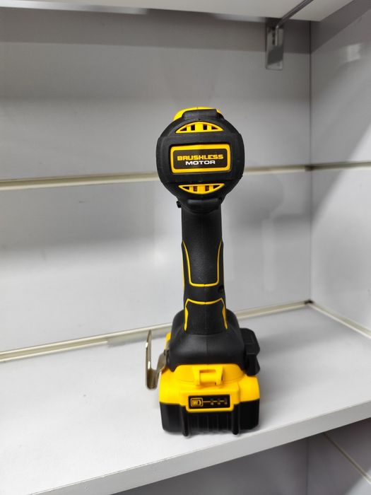 DeWal DCD 796 безщітковий шуруповерт з ударом Деволт оригінал