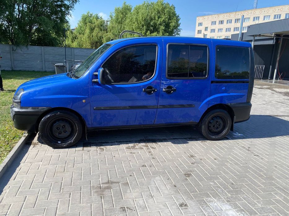 Продам машину в робочому стані