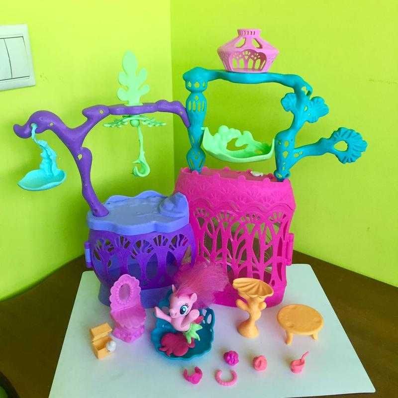 Набір Мерехтіння/Замок Hasbro My Little Pony з русалкою Пінкі Пай