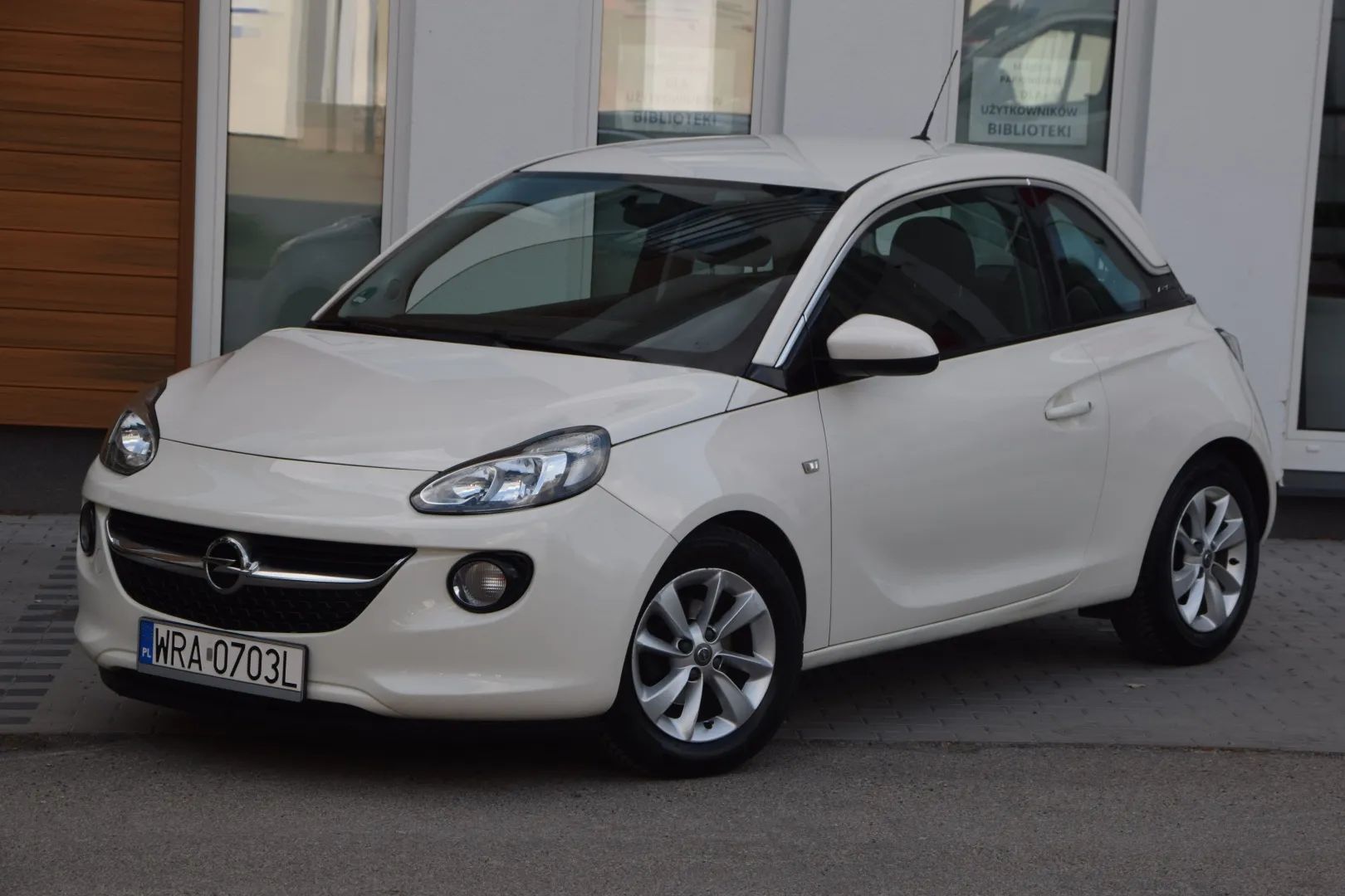 Opel Adam 1.2B 70KM ~Klima~City~Tempomat~Parktronik~Opony wielosezon 24r