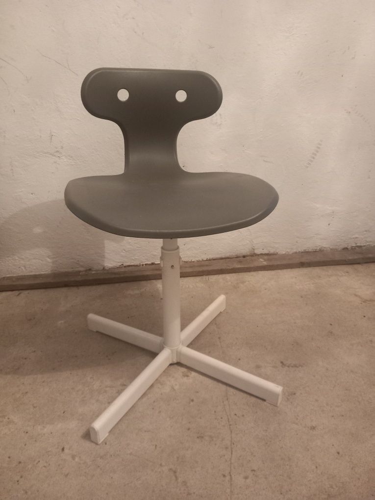 Krzesło obrotowe, dziecięce  IKEA-regulowane