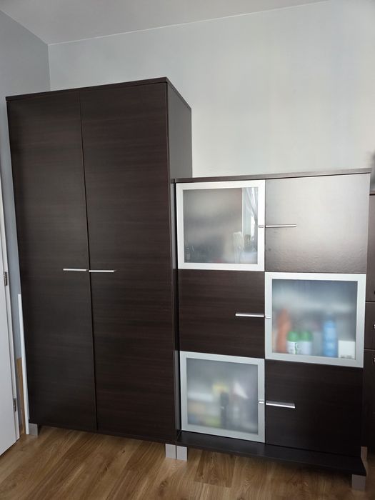 Meble wenge szafa z witryną