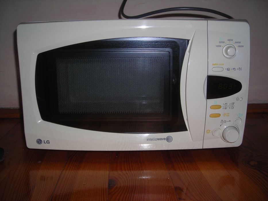 Kuchenka mikrofalowa LG