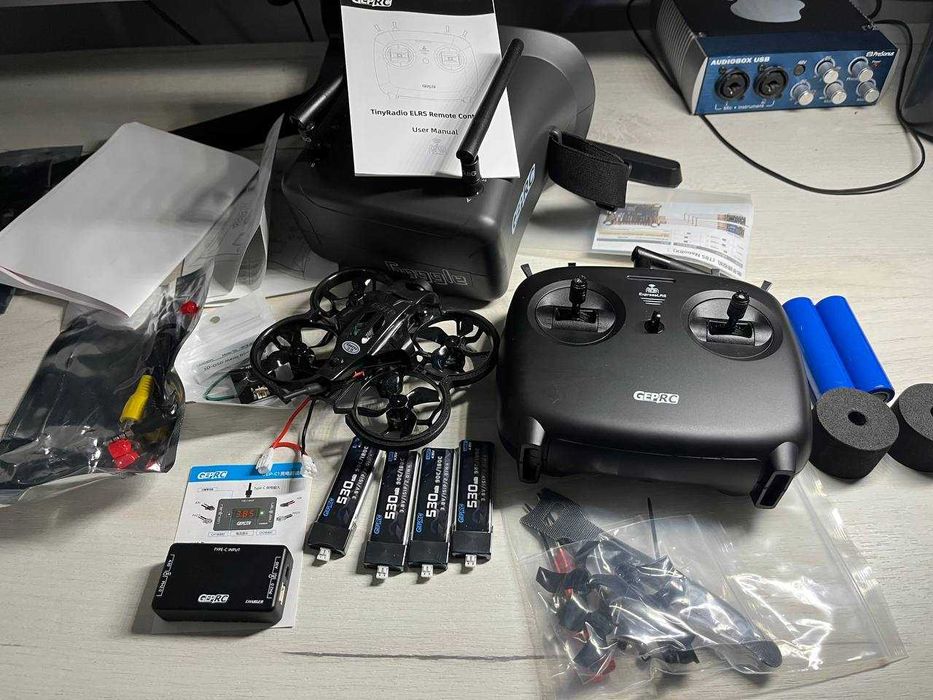 Комплект навчальний FPV дрон GEPRC TinyGO FPV Whoop +батарейки в пульт