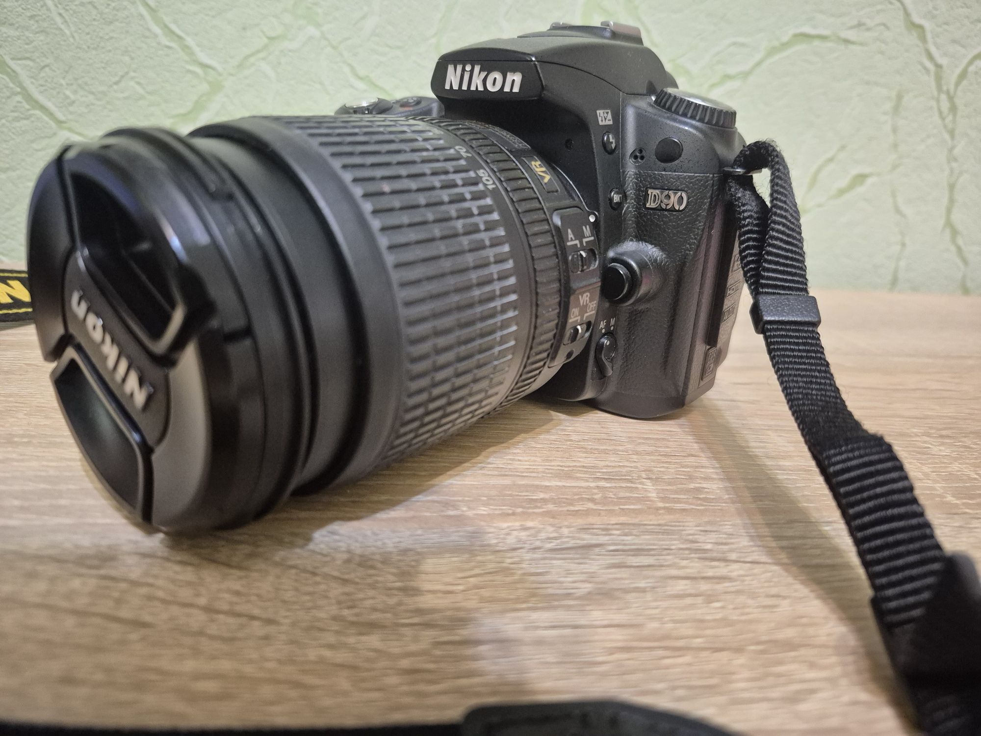Фотоаппарат Nikon D90 и дополнительное оборудование