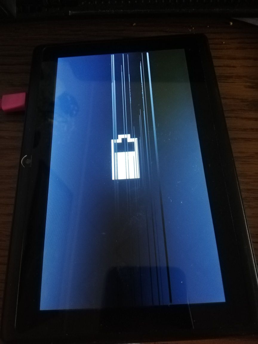 Tablet Overmax najprawdopodobniej uszkodzony