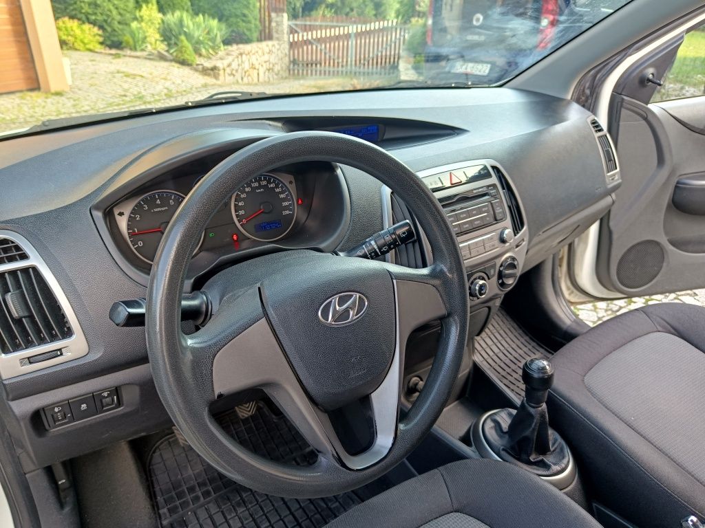 Hyundai i20 niski przebieg, zadbany