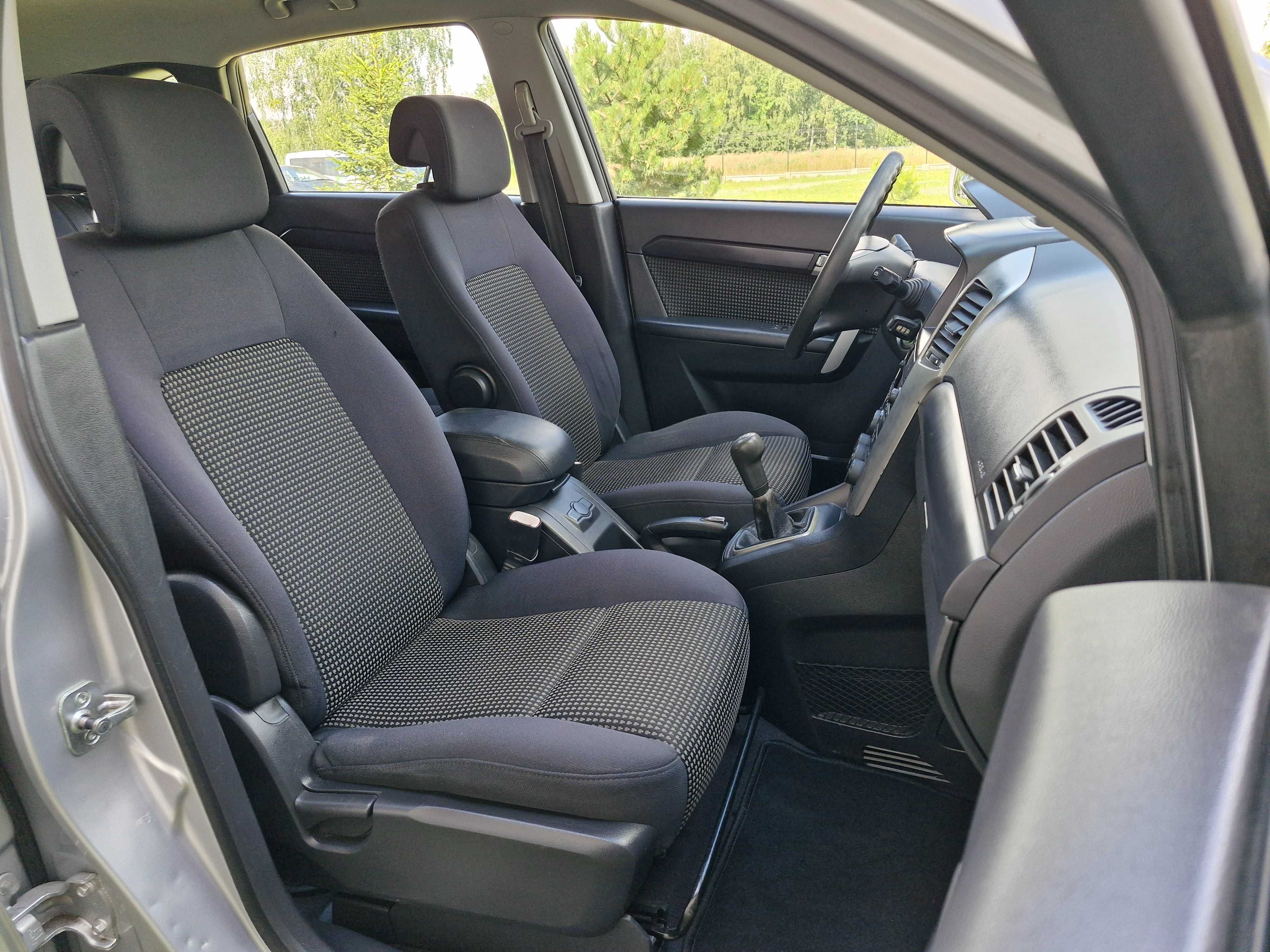 CHEVROLET CAPTIVA_4X4_7 Osobowy_Hak_Sprawna Klimatyzacja