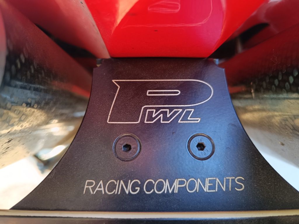 Yamaha R1 RN12 Yoshimura Carbon Oval !!!