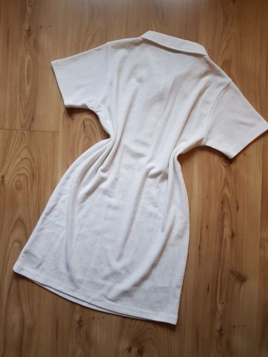 Missguided Petite biała sukienka z kołnierzykiem