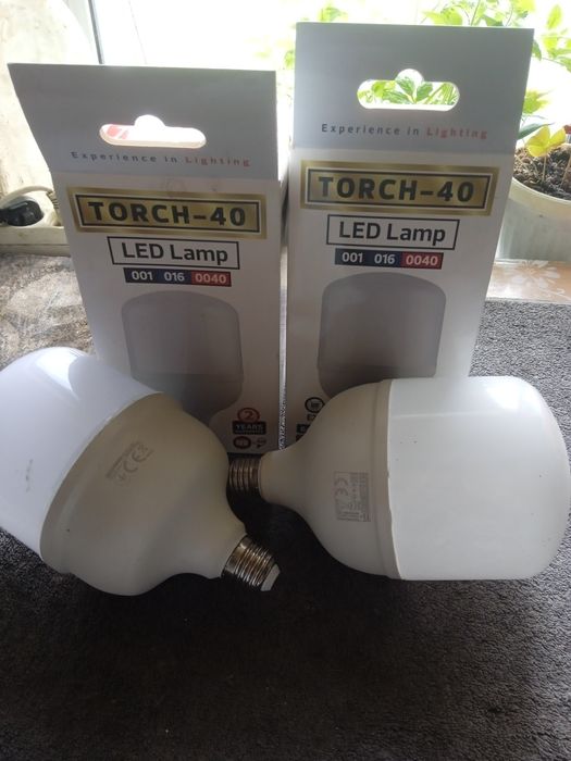 Продам лампочки светодиодние на 220v