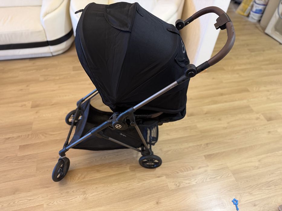 Продам коляску cybex