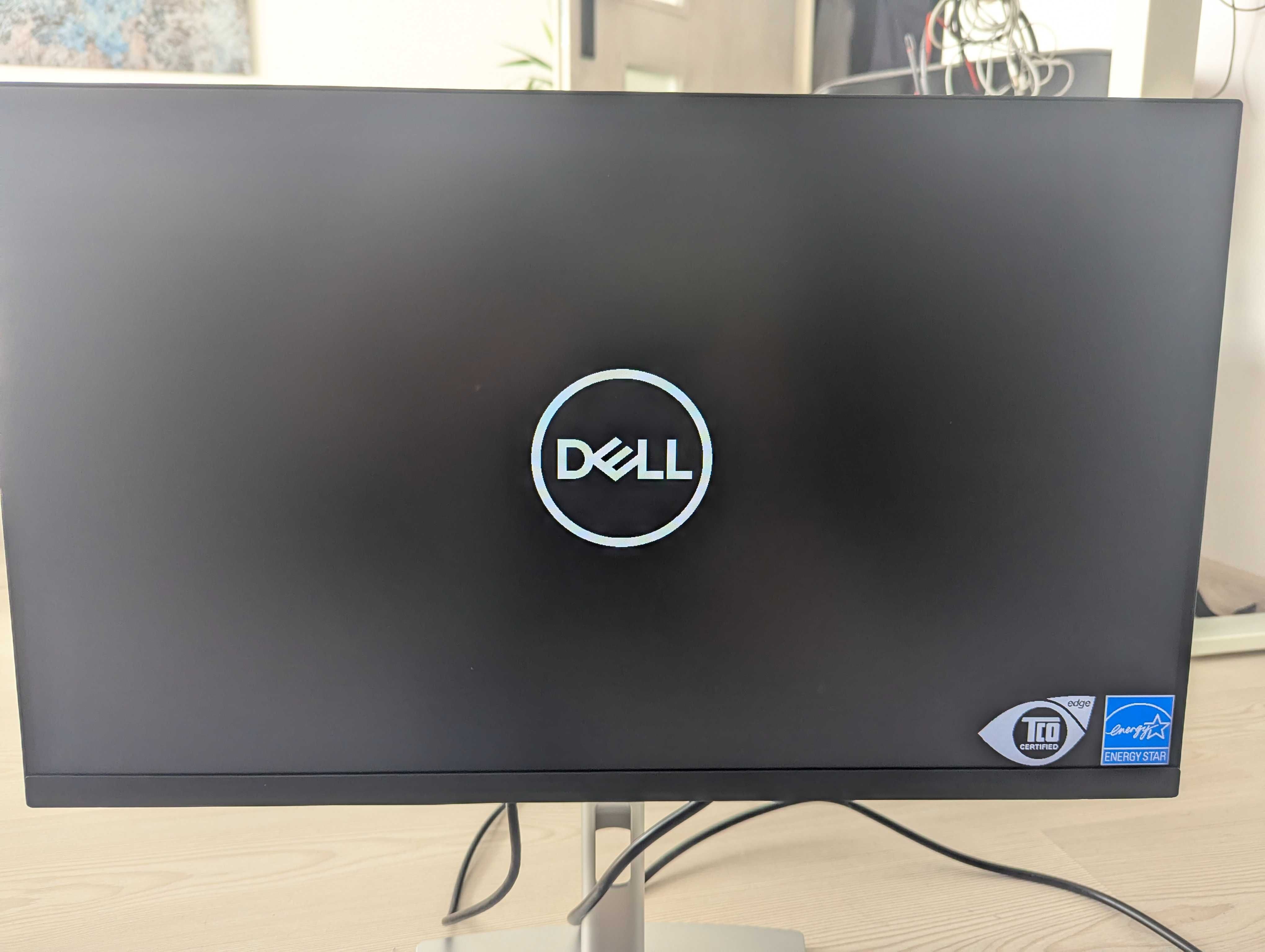 Monitor Dell 24 z hubem USB-C — P2422HE