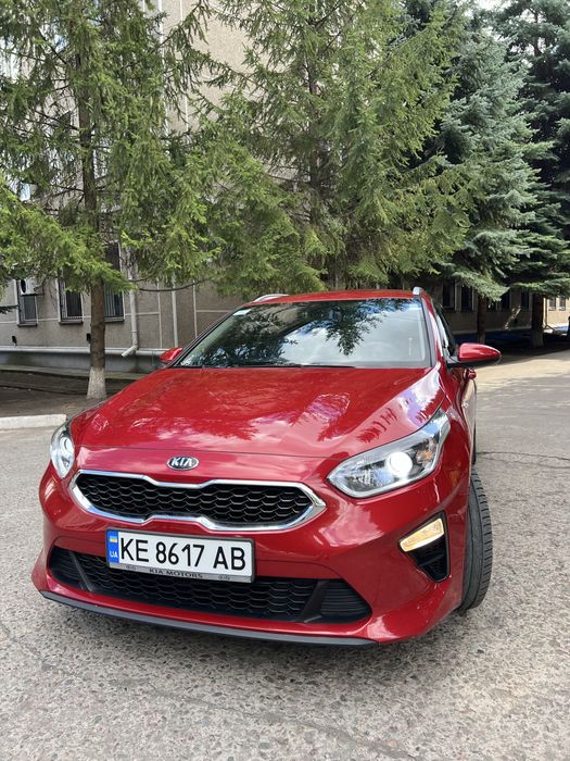 Продам Kia Ceed 2018