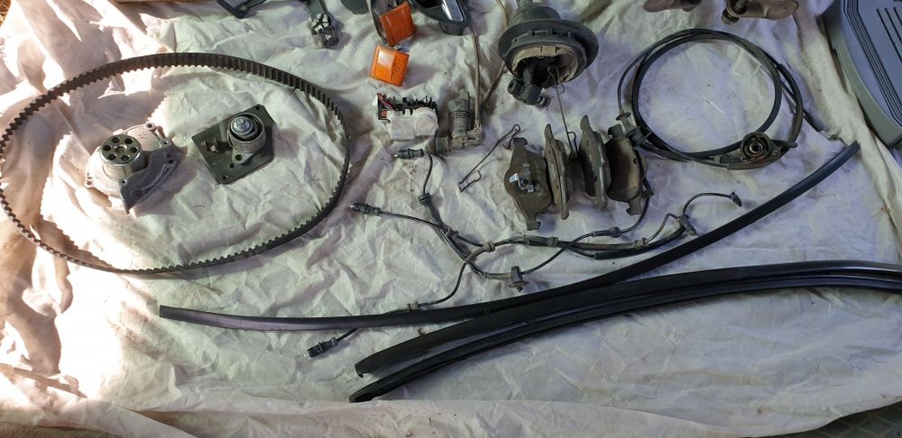 Рено лагуна 2 дешево  колодки ремень грм рулевая колонка корзина
