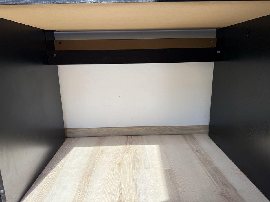 Biurko Ikea Malm czarnobrąz 140x65