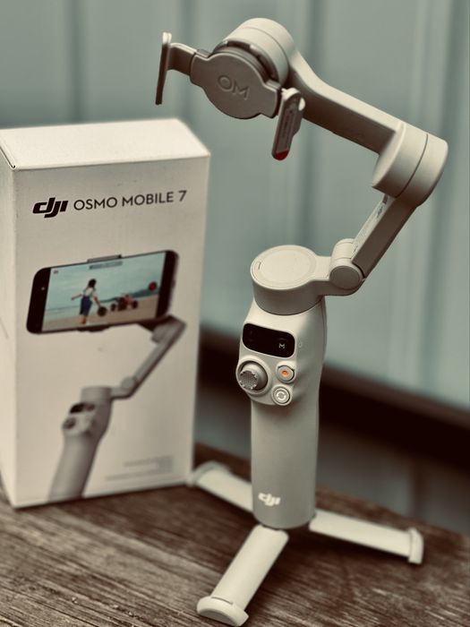 ‼️НОВИЙ‼️ Монопод-стабілізатор DJI Osmo Mobile 7