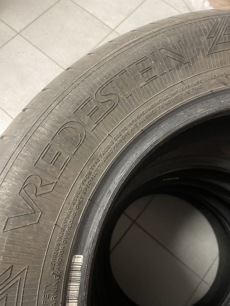 Komplet opon letnich Vredstein 195/65 R15