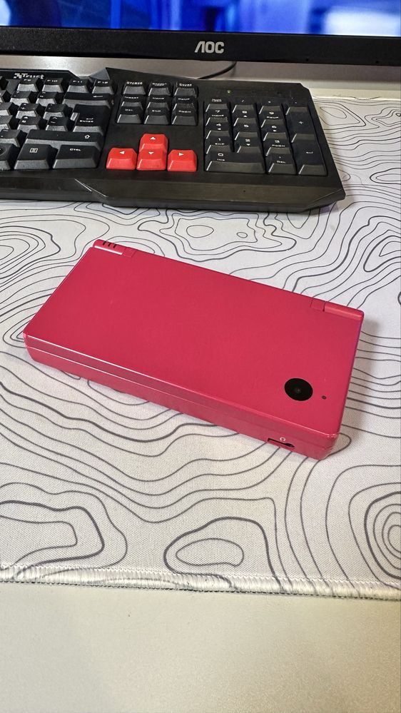 Nintendo DSi rosa