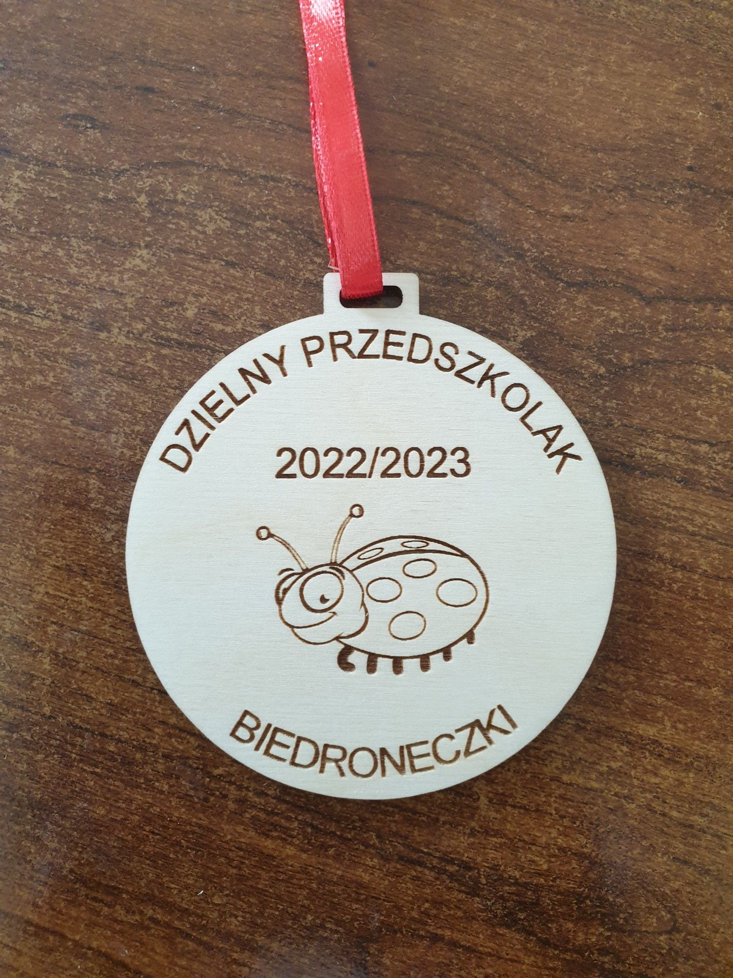 Pasowanie Na Ucznia Przedszkolaka Drewniany Medal Z Imieniem