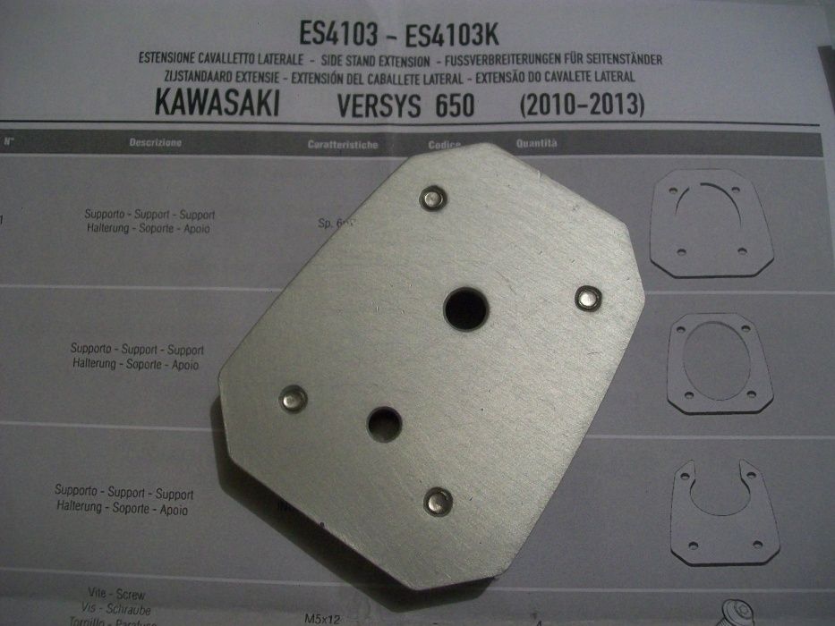 ES4103 VERSYS 650 (10>19) KAWASAKI GIVI poszerzenie stopki