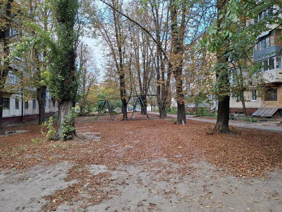 Продам 2 комнатную квартиру на Рабочей