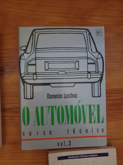 Livros o automóvel