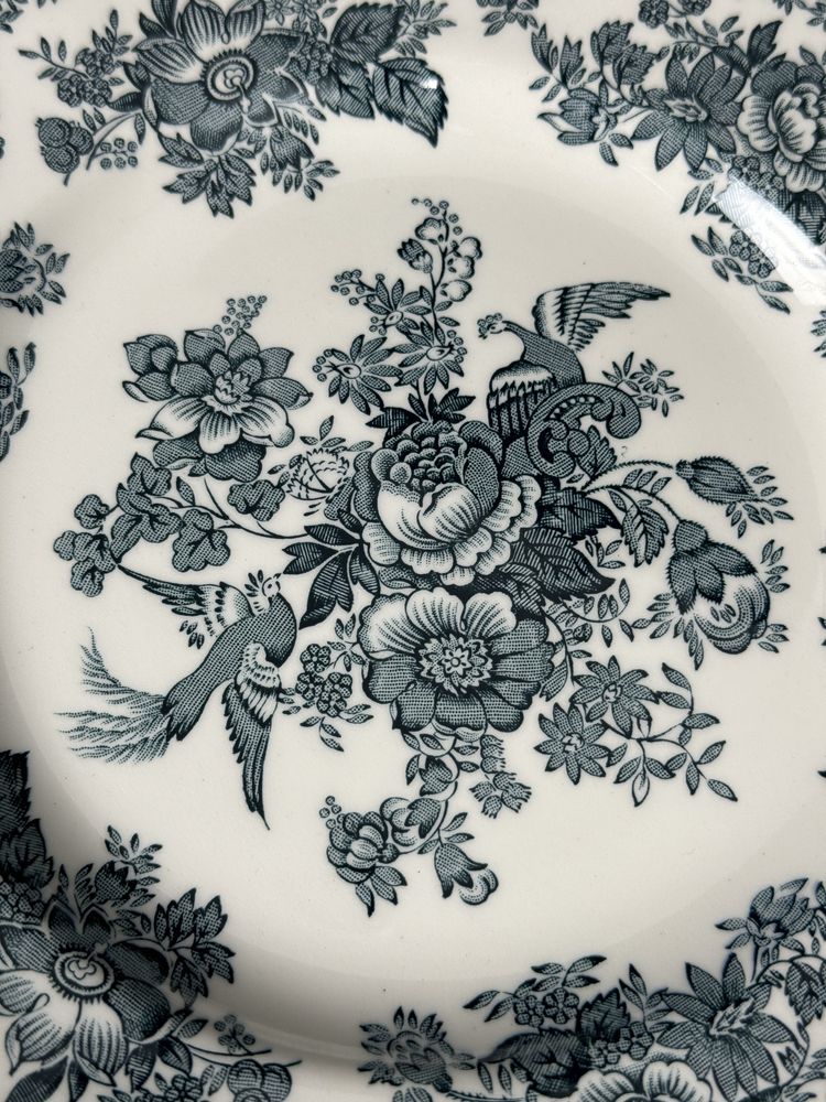 Talerzyk deserowy Wedgwood Angielska porcelana