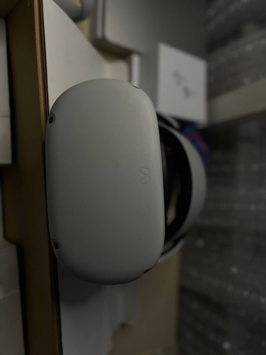 Meta Quest 2 (Oculus Quest 2) 128 ГБ + крепление BOBOVR M2 PLUS