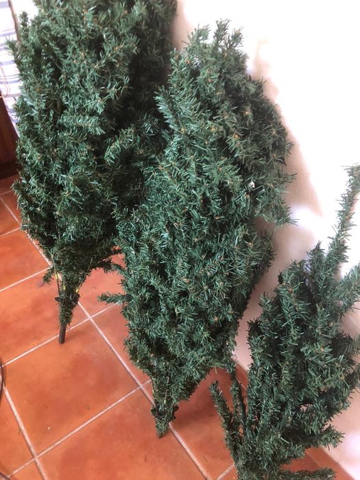 Árvore de Natal 240cm com pé