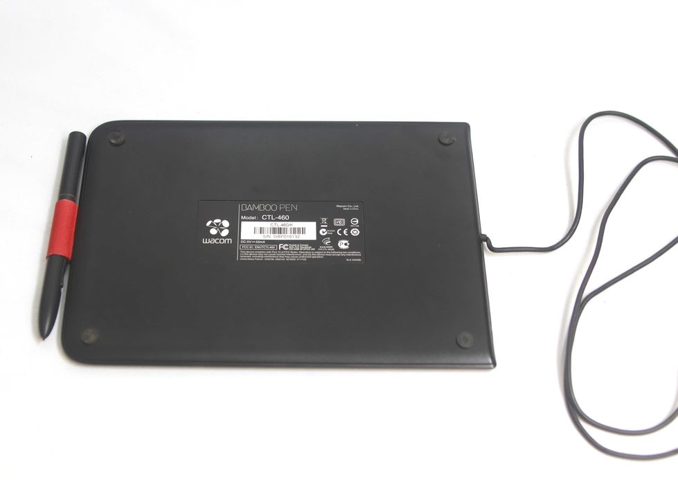 Mesa digitalizadora Wacom Bamboo CTL-460 com caixa