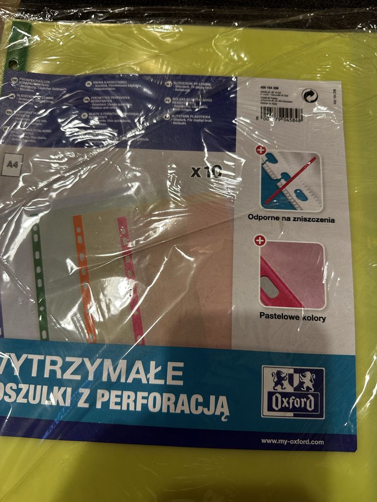 Wytrzymałe koszulki z perforacją