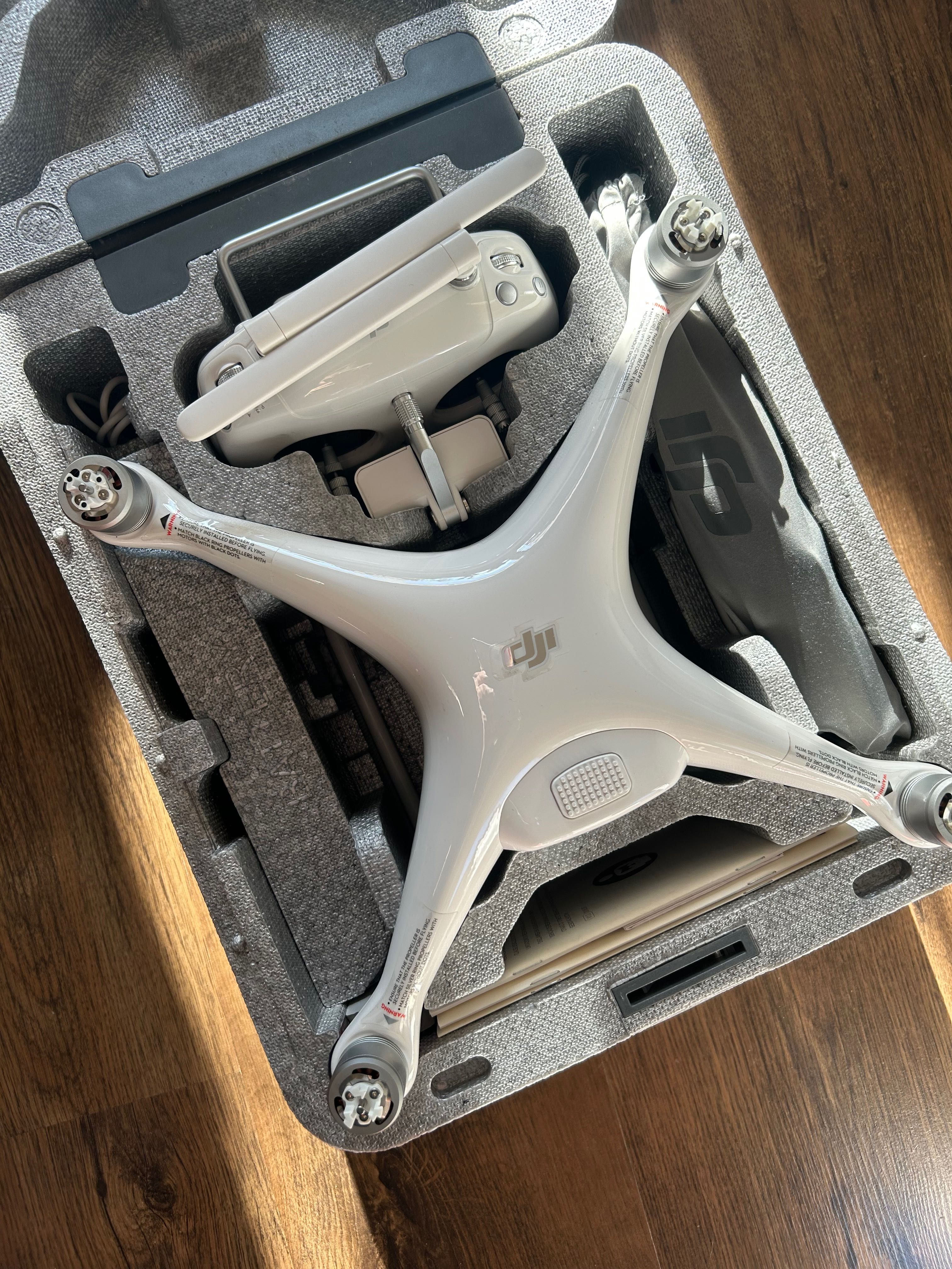 Dron Dji Phantom 4
