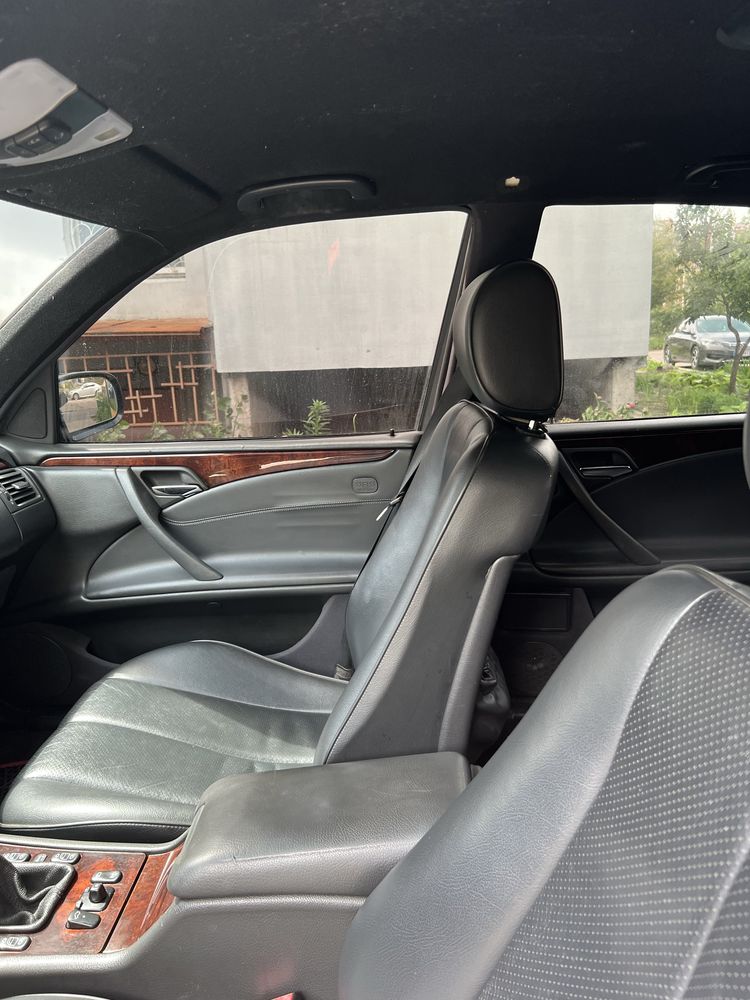 Mercedes-Benz E-Class W210 2.40 л 2000р