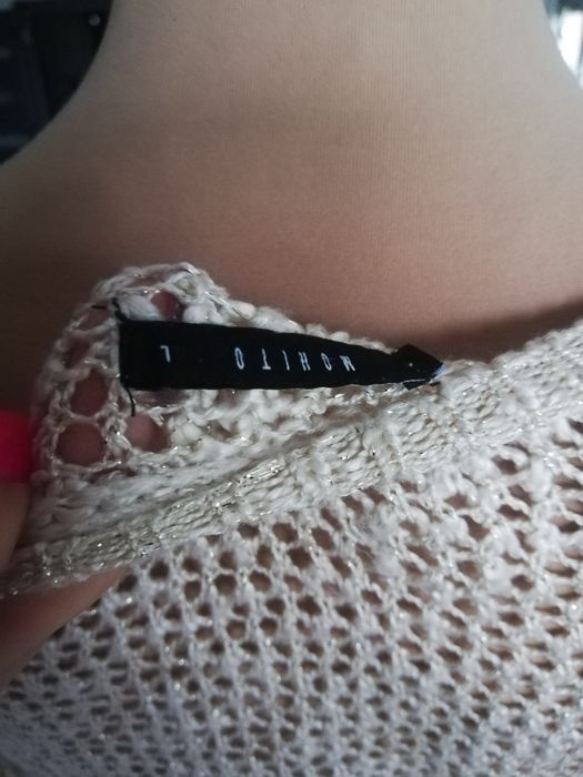 R. L Mohito beżowy sweterek ze złotą nitka