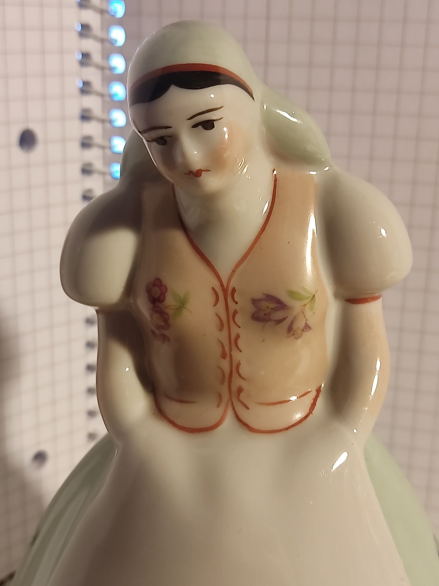 Figurka Porcelanowa Ćmielów "Magdusia"proj.Marcinek Art Deco lata 50