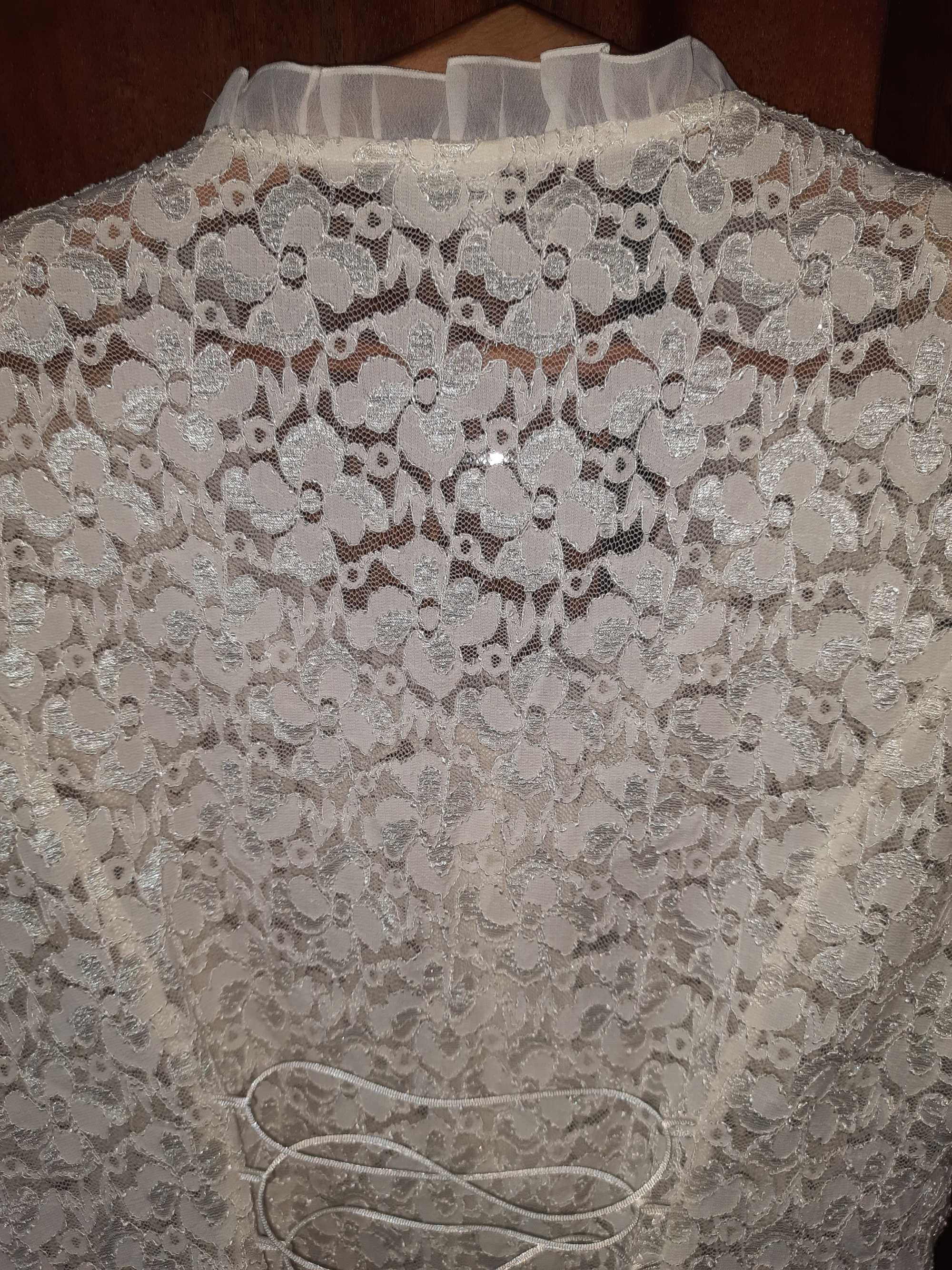 Блузка белая кружевная