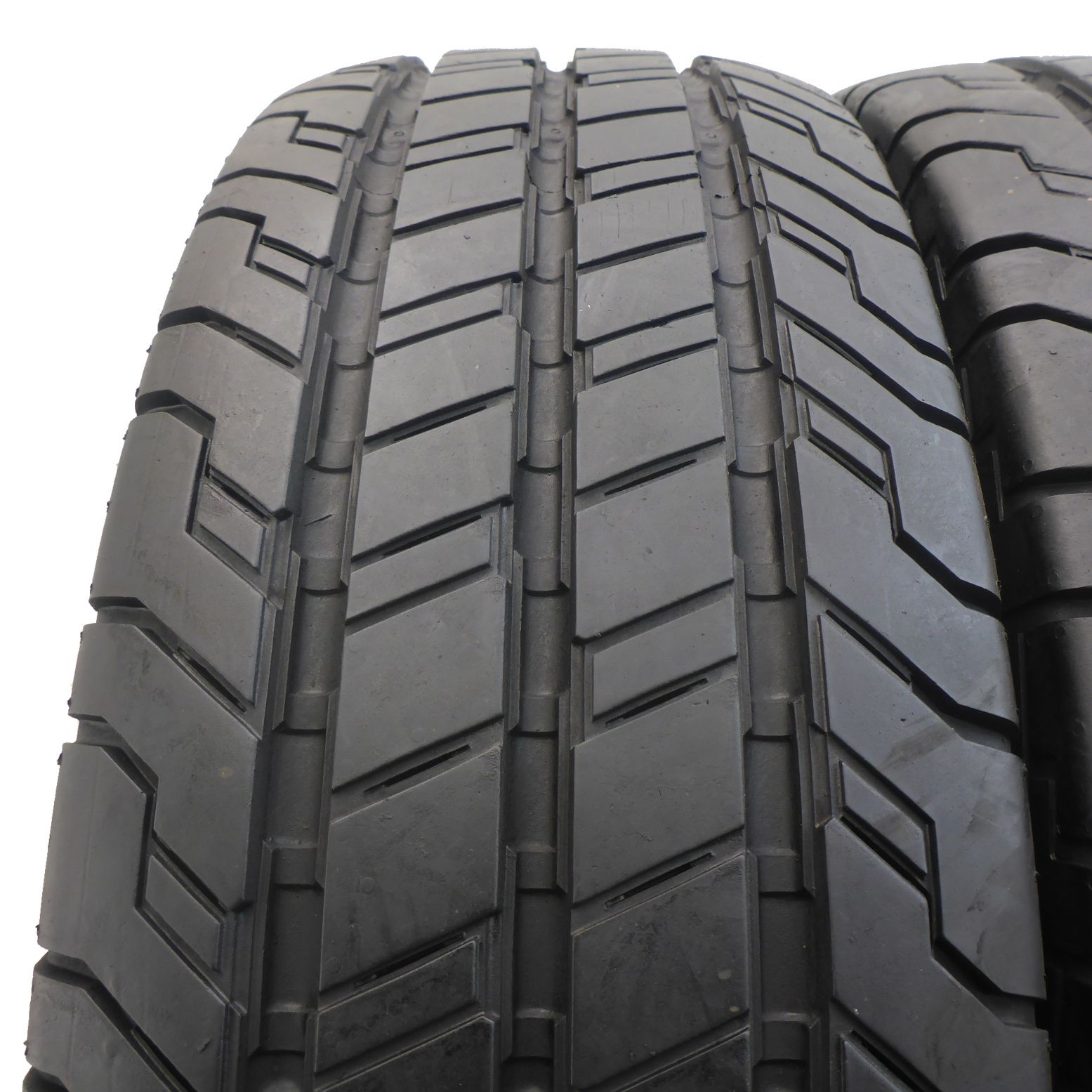 215/75/16C Continental 215/75R16C 116/114R Van 100 Lato 2016 7.5-8.5mm