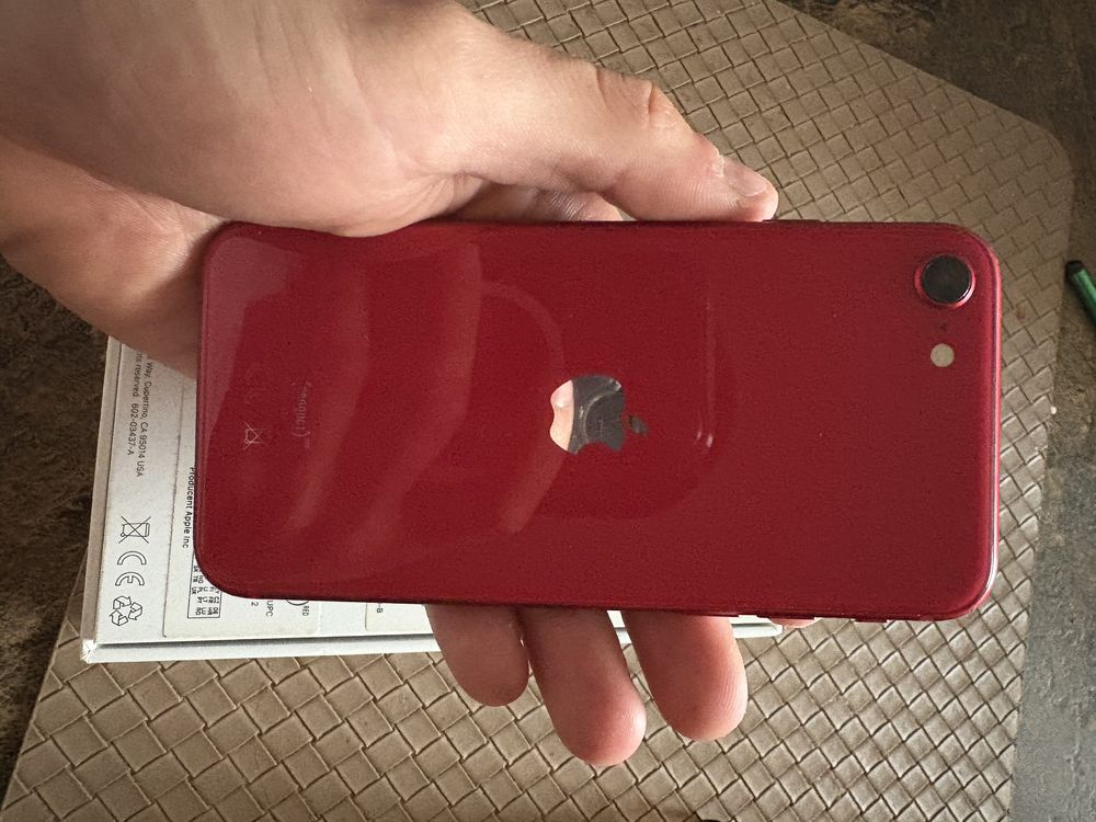 Iphone SE2020 Red 128gb
