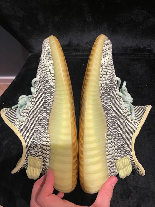 adidas Yeezy boost 350 v2 yeezreel 42 white grey  500 700 semi frozen
