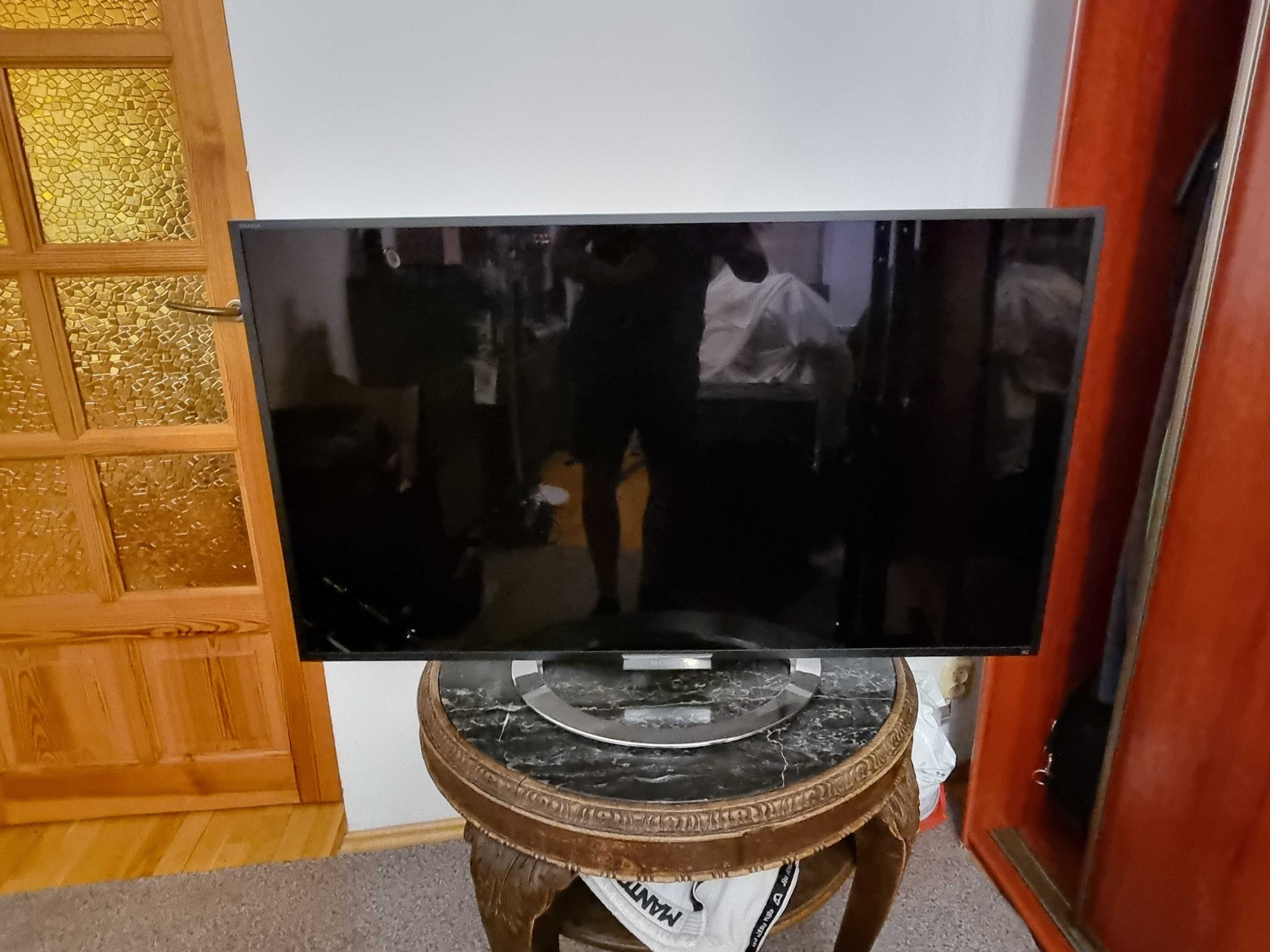 Telewizor Sony Bravia uszkodzony