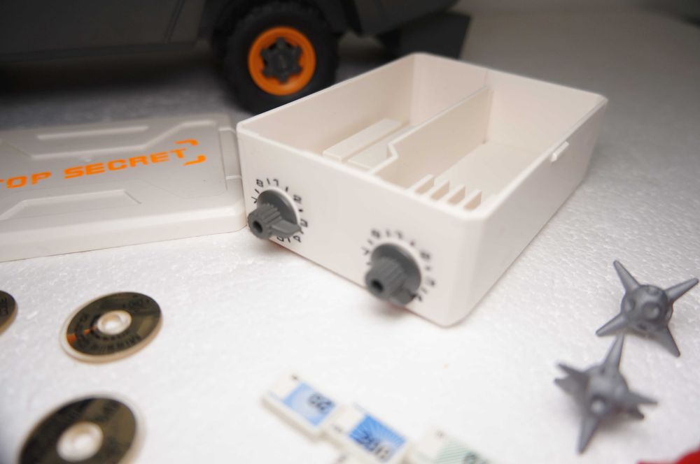 Playmobil 625 Duży Wehikuł Bojowy TOP Agent Playmobile