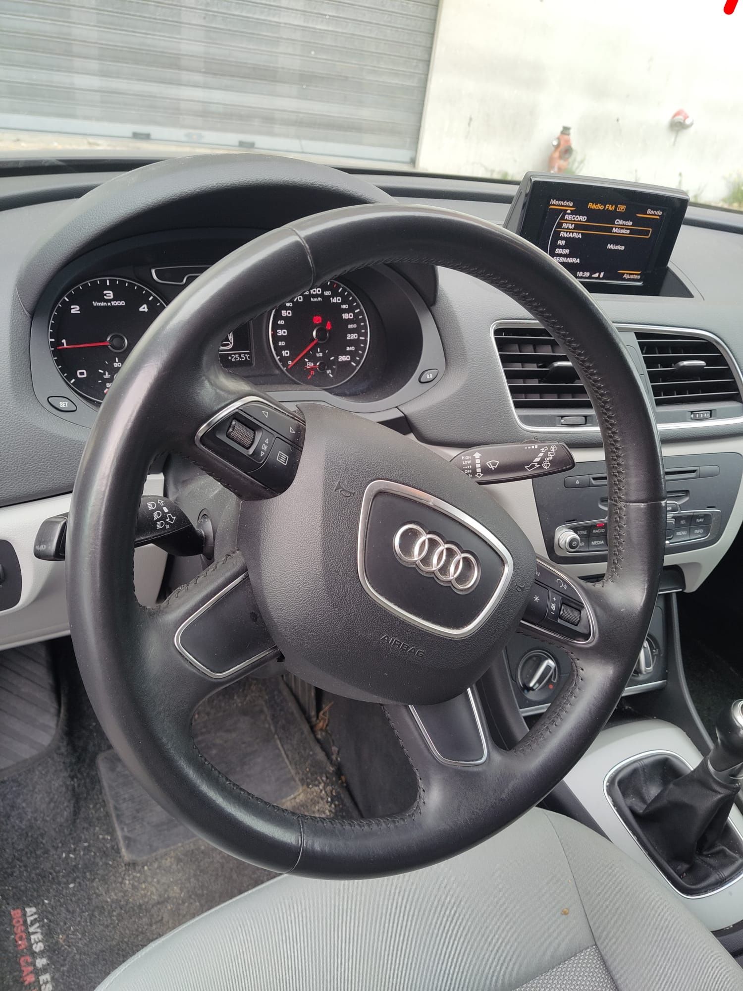 Audi Q3 2.0 TDi Business Line